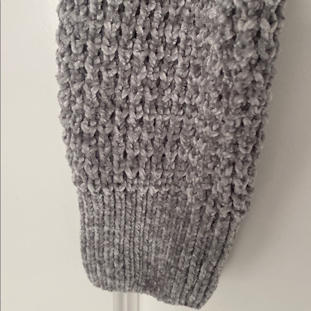 NWT. Altard State Chenille Charcoal Knit Sweater - Picture 5 of 5